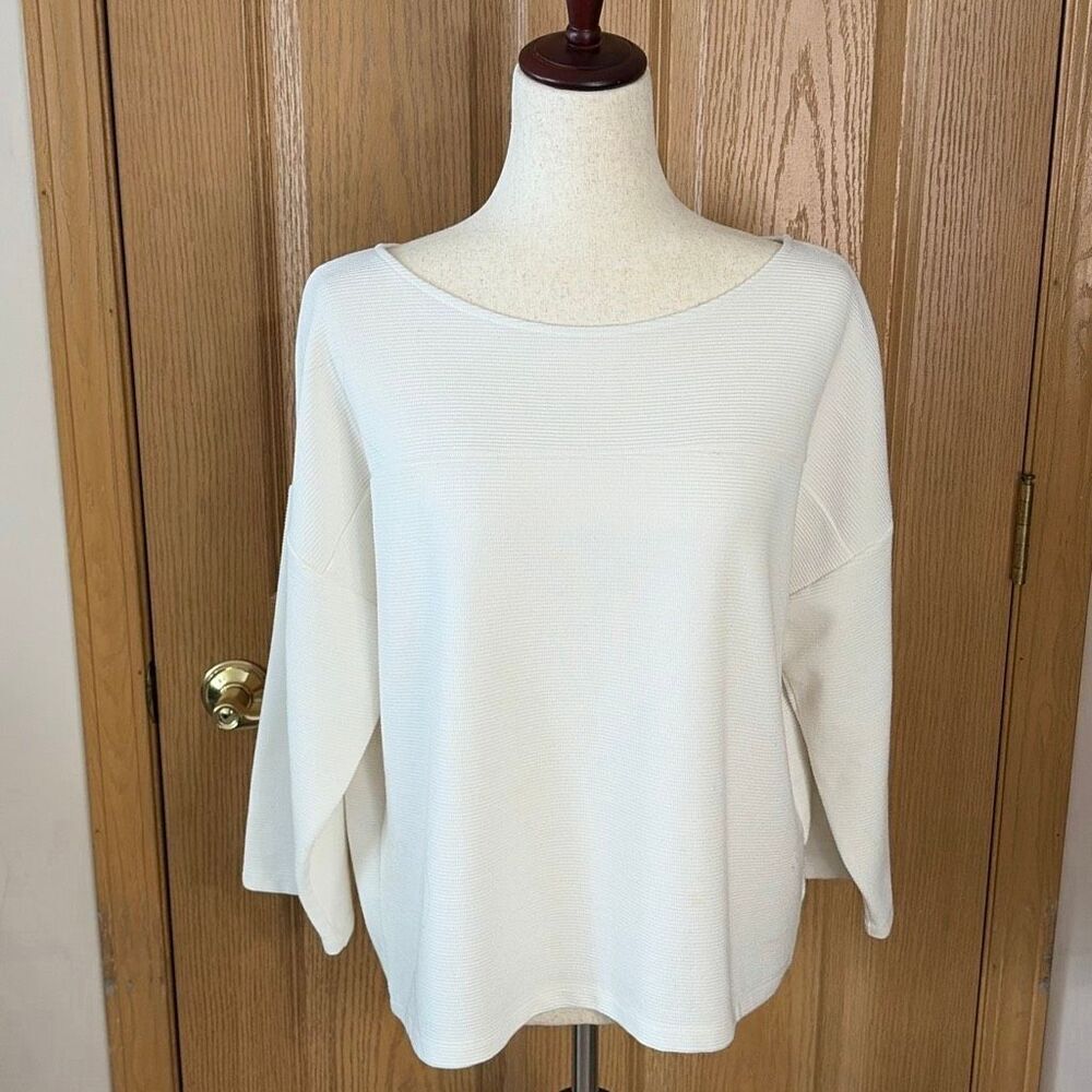 Chico’s Ivory Textured Knit Boxy Top Size 2‎ Large Elbow Sleeve Minimalist